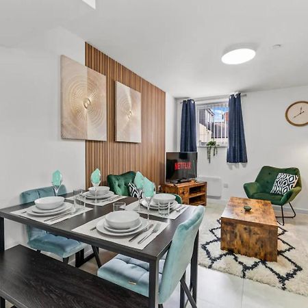 A Stylish Luxury 2 Bedroom Duplex Apartment Cardiff Eksteriør bilde
