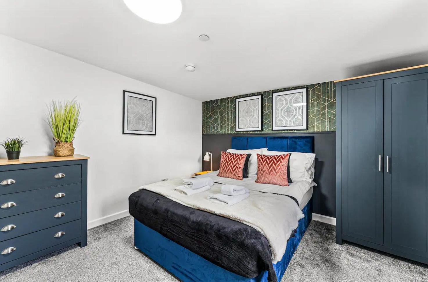 A Stylish Luxury 2 Bedroom Duplex Apartment Cardiff Eksteriør bilde